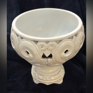 Elegant White Ceramic Bowl